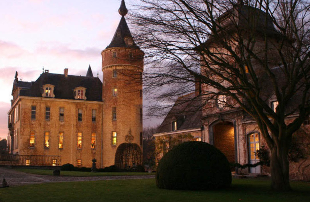 Kasteel van 's Gravenwezel, Schilde, Belgium, Belgium